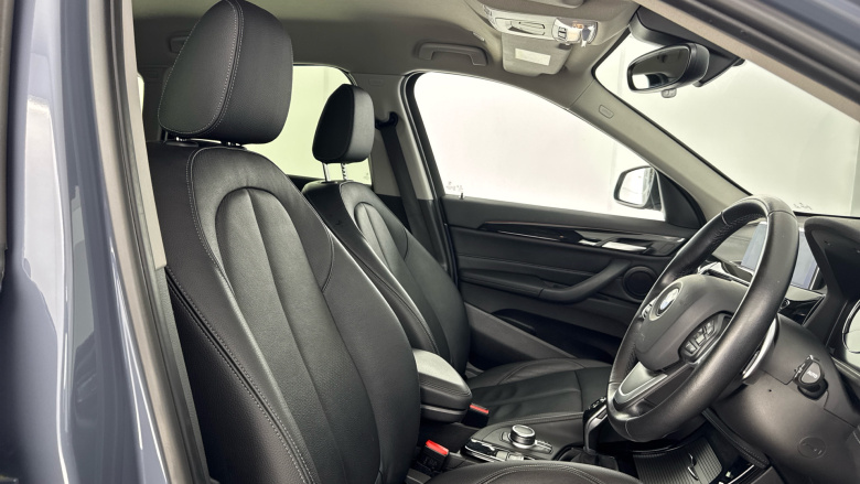 BMW X1 xDrive 20i xLine 5dr Step Auto Petrol Estate